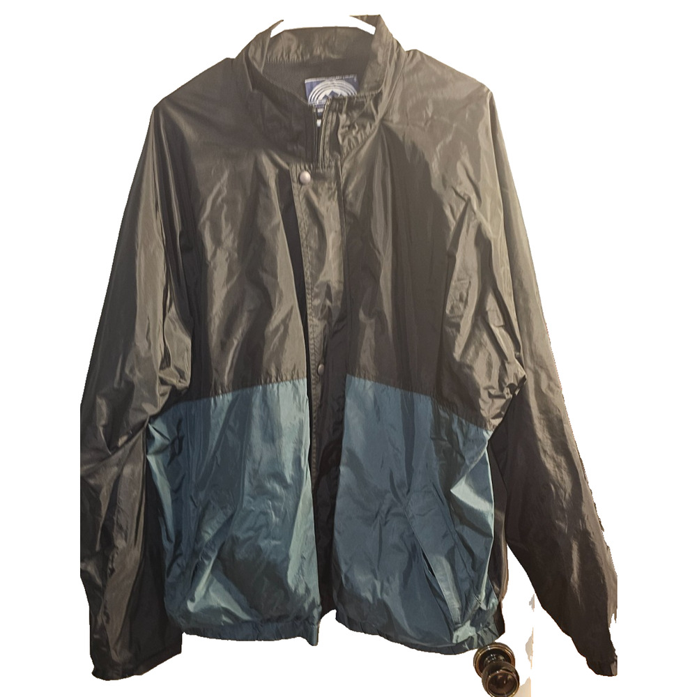 EUC Sun Mountain Sports Size XXL Windbreaker style jacket =black and green
